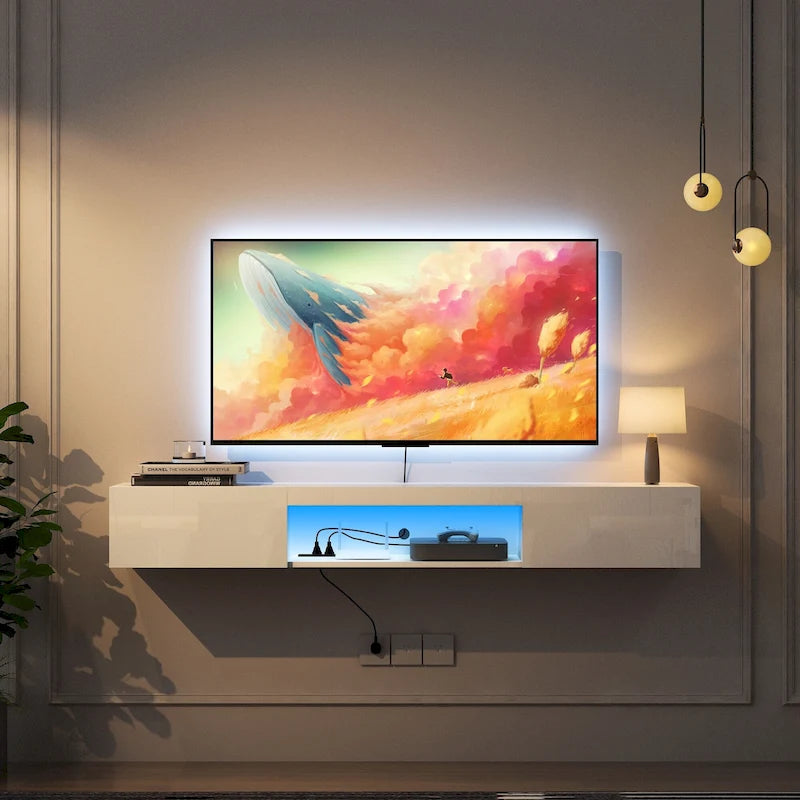 Meuble TV flottant blanc de 63 pouces avec rangement, lumières LED et prise de courant