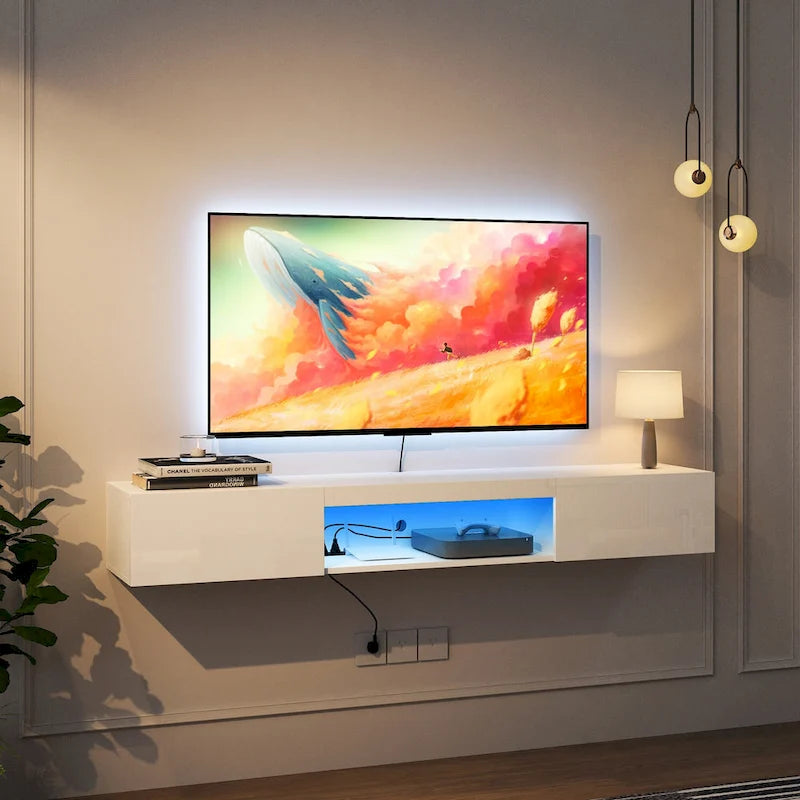 Meuble TV flottant blanc de 63 pouces avec rangement, lumières LED et prise de courant