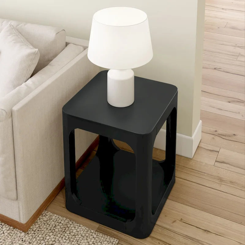 Table d'appoint carrée de 50 cm